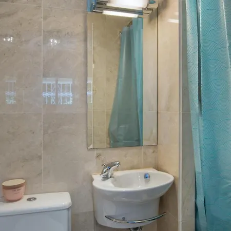 Agrupada Townhouse Apartment Marbella